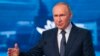 Presidente de Rusia Vladimir Putin durante discurso en Foro Económico del Este
