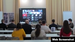 Vista de la conferencia sobre las relaciones de Ucrania y América Latina en Kyiv.