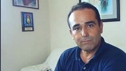 Seguridad del Estado presiona a Eduardo Cardet para que abandone la lucha, dice su esposa Seguridad del Estado presiona a Eduardo Cardet para que abandone la lucha, dice su esposa
