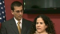 Expulsan de Cuba a dos estudiantes brasileños por entrevistar a esposa de opositor Expulsan de Cuba a dos estudiantes brasileños por entrevistar a esposa de opositor