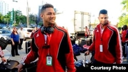 Yulieski Gourriel y su hermano Lourdes Jr. podrían firmar hoy mismo con equipos de Grandes Ligas bajo las nuevas reglas de Obama.