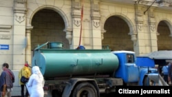 Las quejas de la población por la escasez de agua en varias localidades de La Habana han sido permanentes. (Foto: Mario Hechavarria)