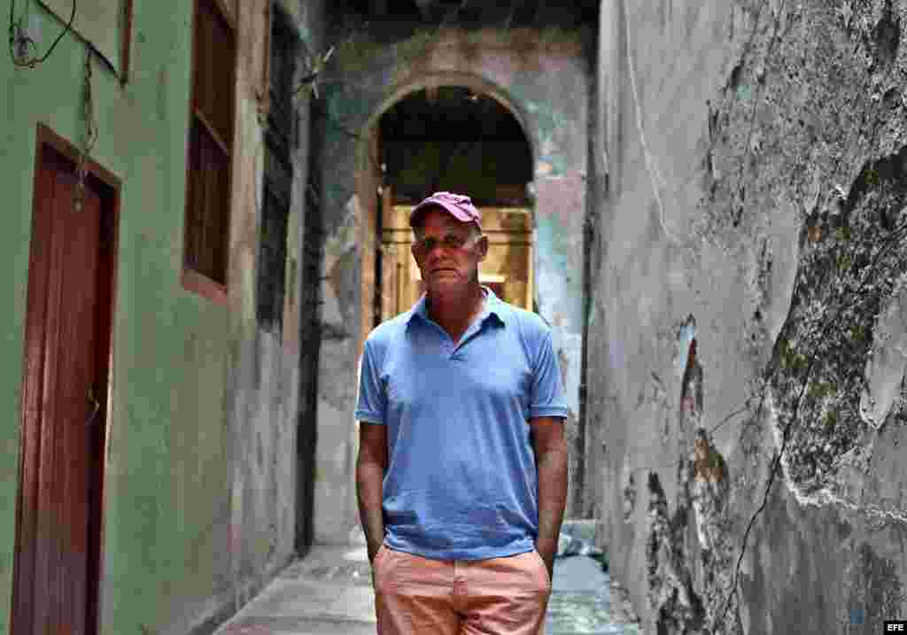 "Hay que olvidar los rencores y los odios. Yo creo que hay que partir de cero y decir: de aquí, del presente, en adelante. Pero si te pones a pasar cuentas y a pasar facturas es la historia de nunca terminar", dijo Gutiérrez a EFE.