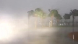 Huracán Florence, rebajado a categoría 1 Huracán Florence, rebajado a categoría 1